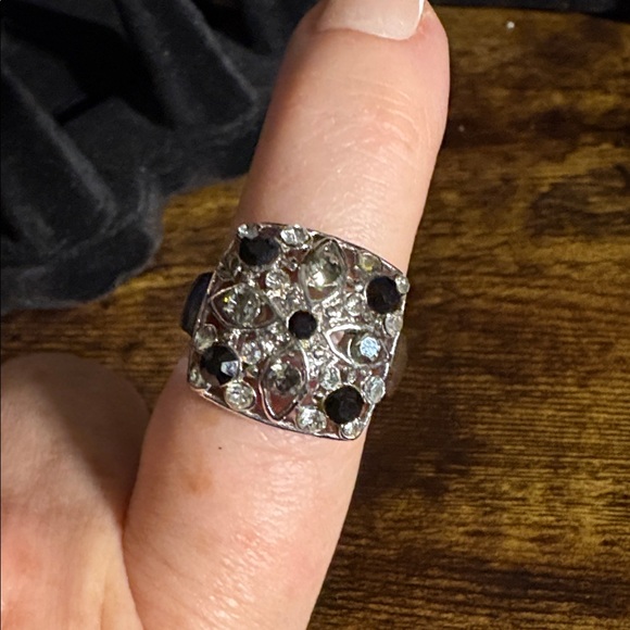 Silver and Black with Rhinestones Square Ring Size 9 - Picture 5 of 5